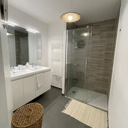 Sweet Escape Paris Centre - 3 Bds- Terrasse - Stade De France - Montmartre شقة *